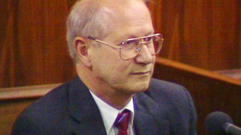82-CA v. Menendez: Carlos Baralt