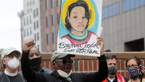 Drug suspect police linked to Breonna Taylor enters plea