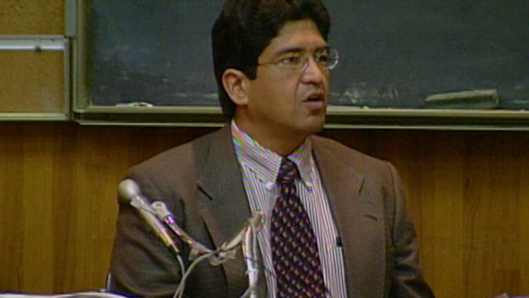 29-TX v. Mowbray: Ramon Estrada