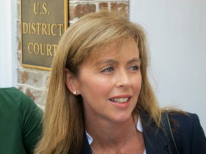 Trump adds ex-prosecutor to impeachment team