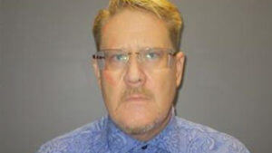 Man accused of murdering wife, apologizing in video, found dead