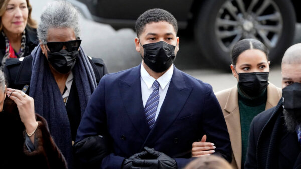 Prosecutors to begin case against Jussie Smollett in Chicago