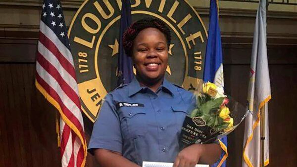 Jury selection moving swiftly in Breonna Taylor-related case