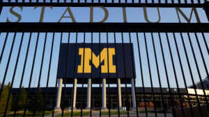 U. of Michigan agrees to settle students’ sex-abuse lawsuit