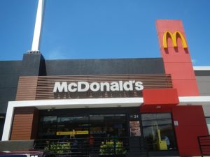 Complaint: McDonald’s intentionally sold Muslim family bacon