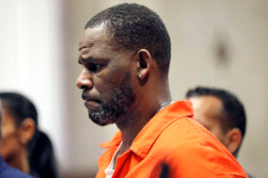 Judge: R. Kelly to pay $300,000 to victim in sex crimes case