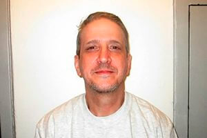 Supreme Court blocks Richard Glossip’s execution in Oklahoma
