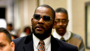 Prosecutor: R. Kelly ‘degraded’ girl for his ‘sick pleasure’