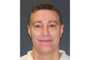 Texas executes ex-officer who hired 2 people to kill wife