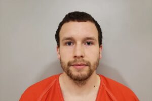 Sheriff: Minnesota man kills sex offender using antler