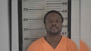 Man arrested, charged with holding woman captive in closet for months