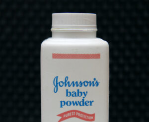 J&J proposes paying $8.9B to settle talcum powder lawsuits