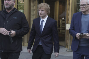 Ed Sheeran plays guitar for New York jury