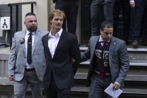 Marine vet who fatally choked NYC man freed after surrendering