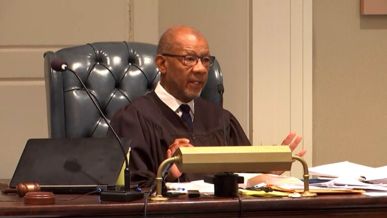 26-SC v. Murdaugh: Outside the Presence of the Jury