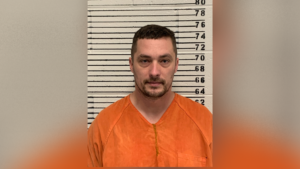 ‘Person of interest’ in Oregon deaths held after governor revokes commutation