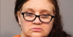 Mom gets life for stabbing newborn in 1992, throwing baby in river