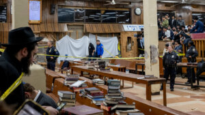 Secret tunnel in NYC synagogue leads to brawl between police and worshippers