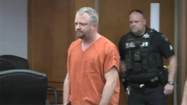Dentist accused of killing wife discussed it with mistress, DA alleges