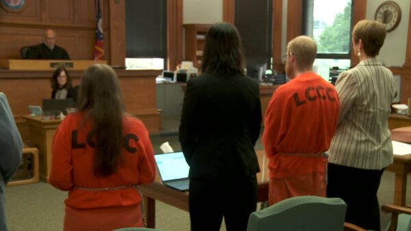 Ohio teen, adult boyfriend plead no contest in mother’s murder