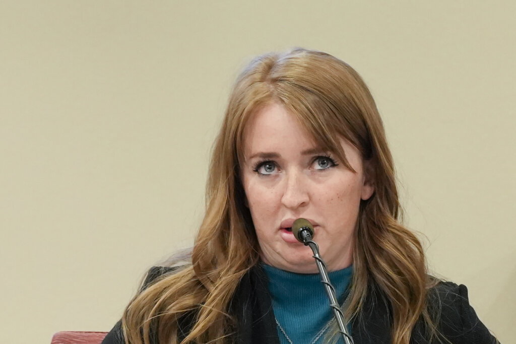 woman testifies