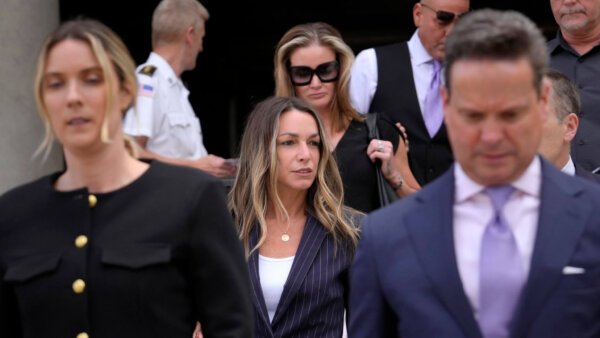 Karen Read’s defense pushes to get charges dropped in her murder case