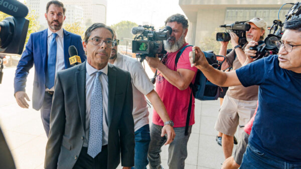 Doctor who helped supply Matthew Perry drugs pleads guilty to charge