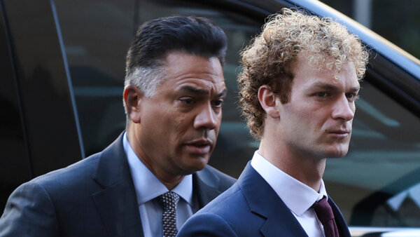 Judge dismisses manslaughter charge as subway chokehold jury deadlocks again