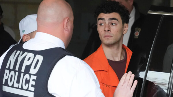 Luigi Mangione faces new federal charges after arriving in NY