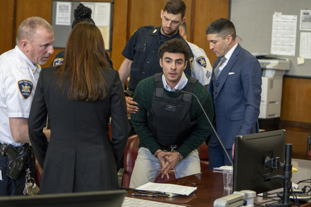 Luigi Mangione appears in court