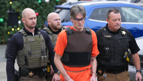 Homeowner accused of killing house cleaner at wrong door given bond