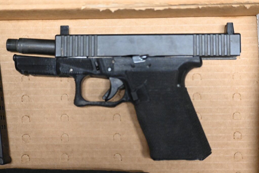 Gun
