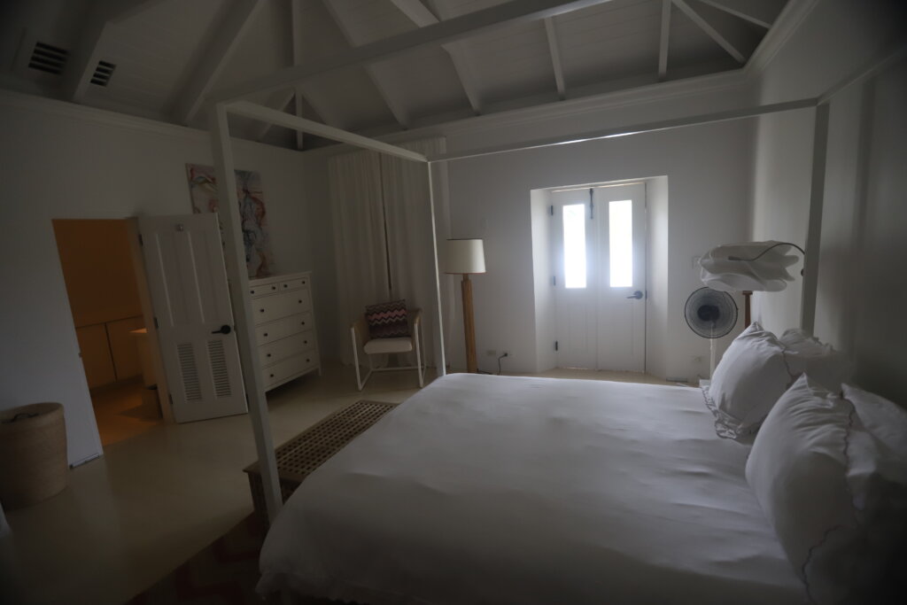 epstein bedroom
