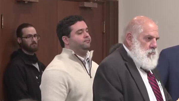 Surgeon accused of poisoning girlfriend with abortion pills takes a plea