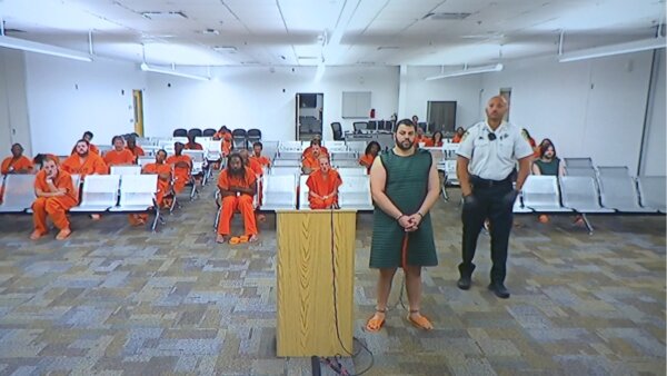 Prosecutors seek death penalty for man accused of killing 2 USF students