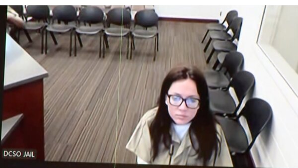 Teacher charged with sexually assaulting students accused of breaking house arrest