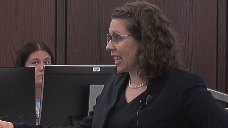 State: Accused Husband’s Google Searches Reveal Murder Plot